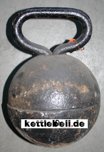 Historische Kettlebell mit zusammengefhrtem Griff